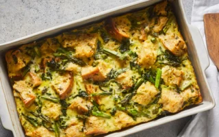 春季蔬菜烘蛋 有饱足感的蔬食晚餐或早午餐