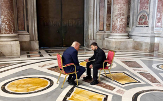 川普泽连斯基在罗马会晤 白宫：富有成效