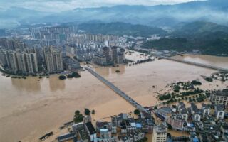 组图：贵州省洪水泛滥 灾情严重