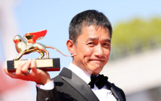 看书8个月后演神经学家 梁朝伟角逐威尼斯影帝