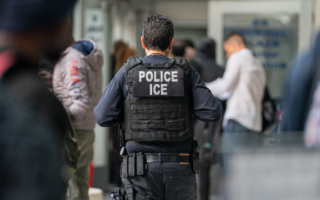美ICE：提前六小时通知 即可驱逐非法移民