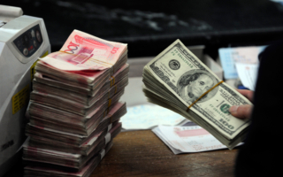 深圳退休夫妻月入1.2万负债1.2亿 申请破产
