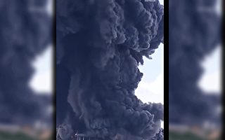 江西一化工厂爆炸 现场宛如灾难大片