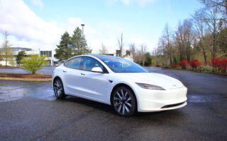 特斯拉推出平价版Model Y SUV与Model 3