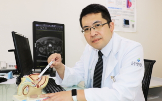 男人沉默的炸弹 摄护腺肥大恐让膀胱功能失守