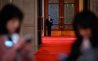 恐四中全会前出乱子？党媒连发八文惹议
