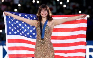 花滑大奖赛总决赛 华裔天才少女一举夺冠